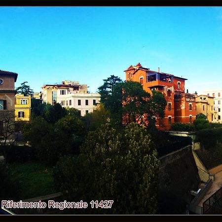 Roma Manuela'S Cozy Guest House Trastevere Exterior foto