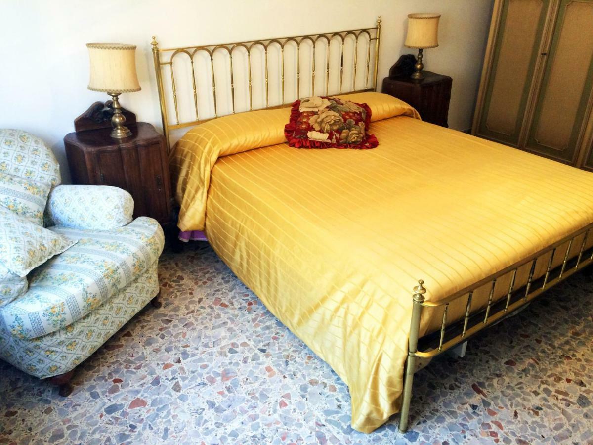 Roma Manuela'S Cozy Guest House Trastevere Exterior foto